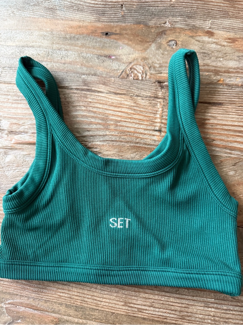 ISO the matching leggings to this Set active top Do Not Buy